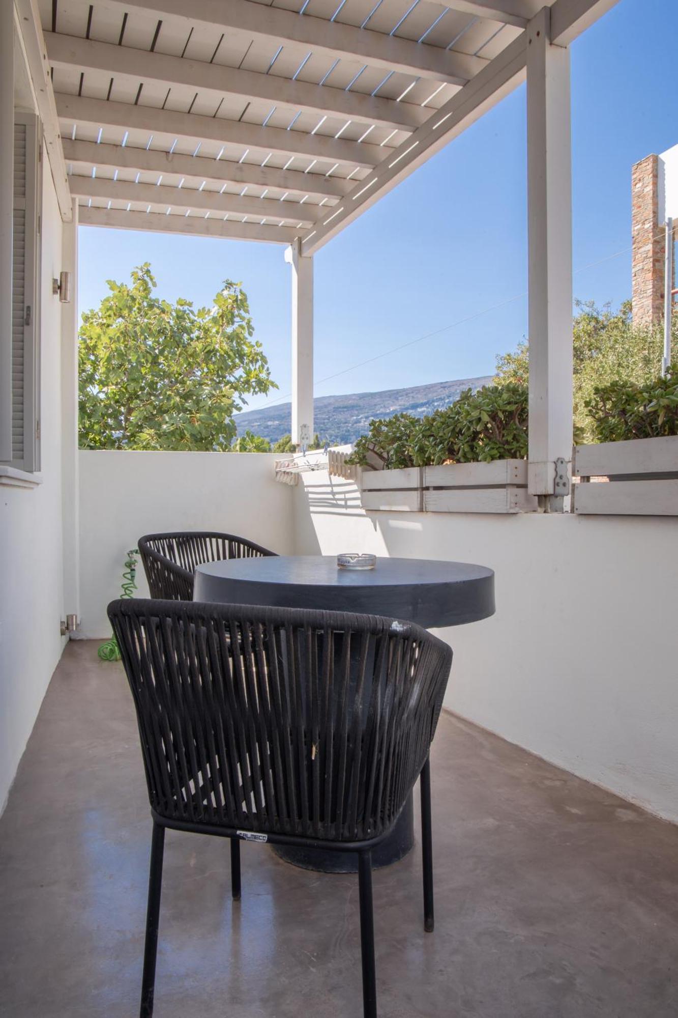 Edem Suites Andros Town Room photo