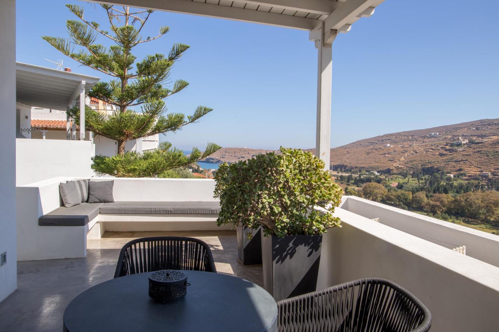 Edem Suites Andros Town Room photo